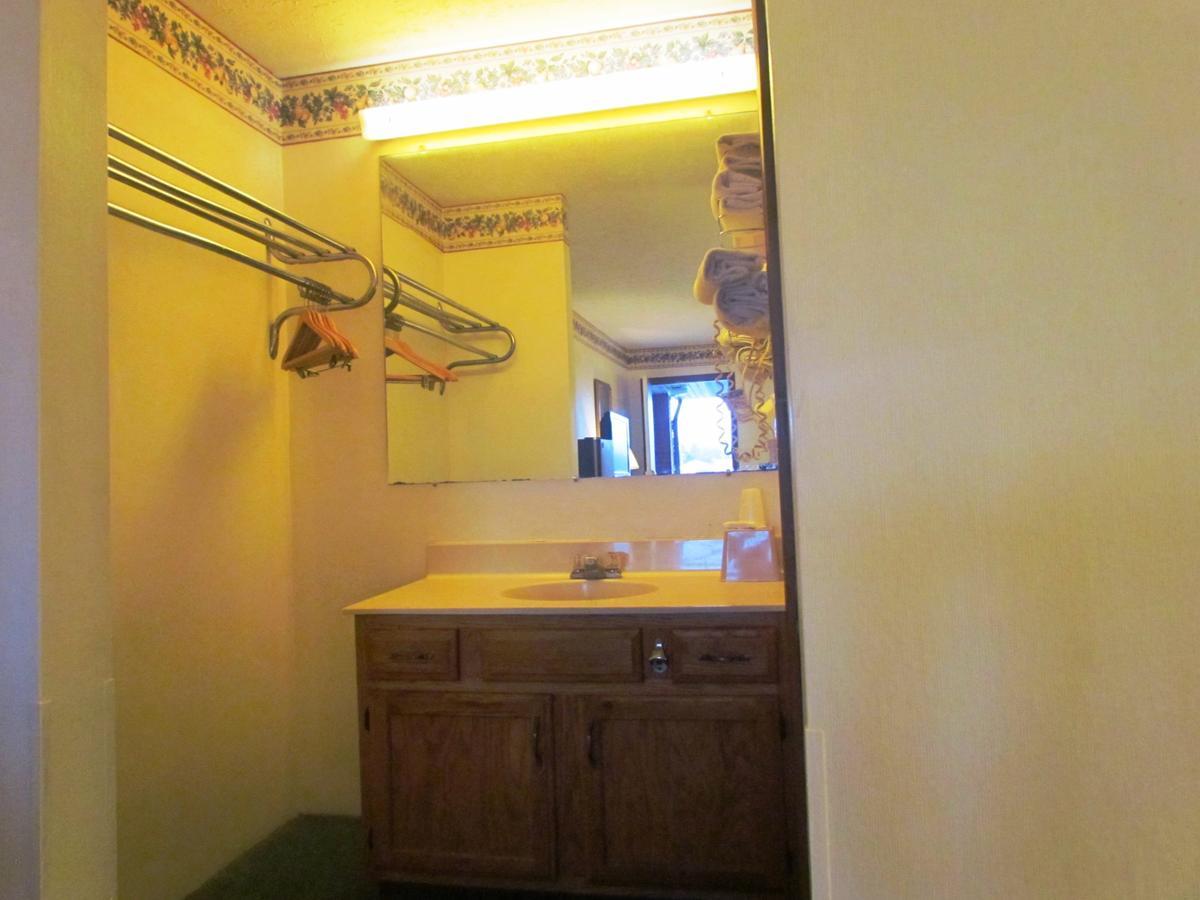 Motel Travel & 3*