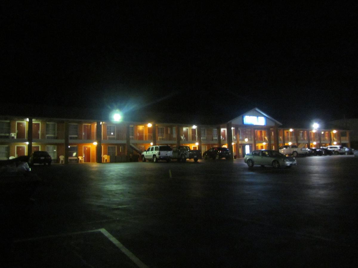 Motel Travel & 3*
