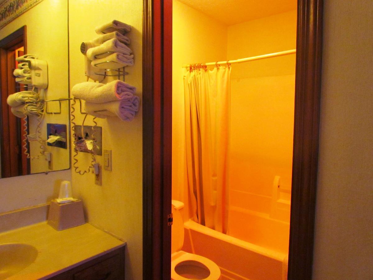 Motel Travel & 3*